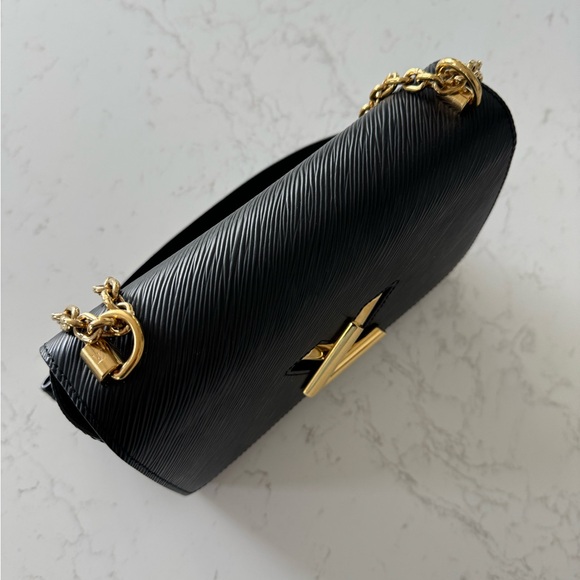 Louis Vuitton Twist MM - Picture 5 of 16